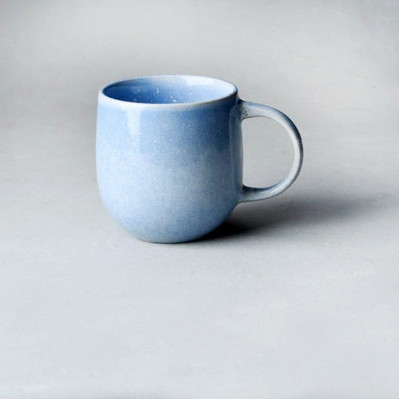 Kreative Keramiktasse Persönlichkeitstrend